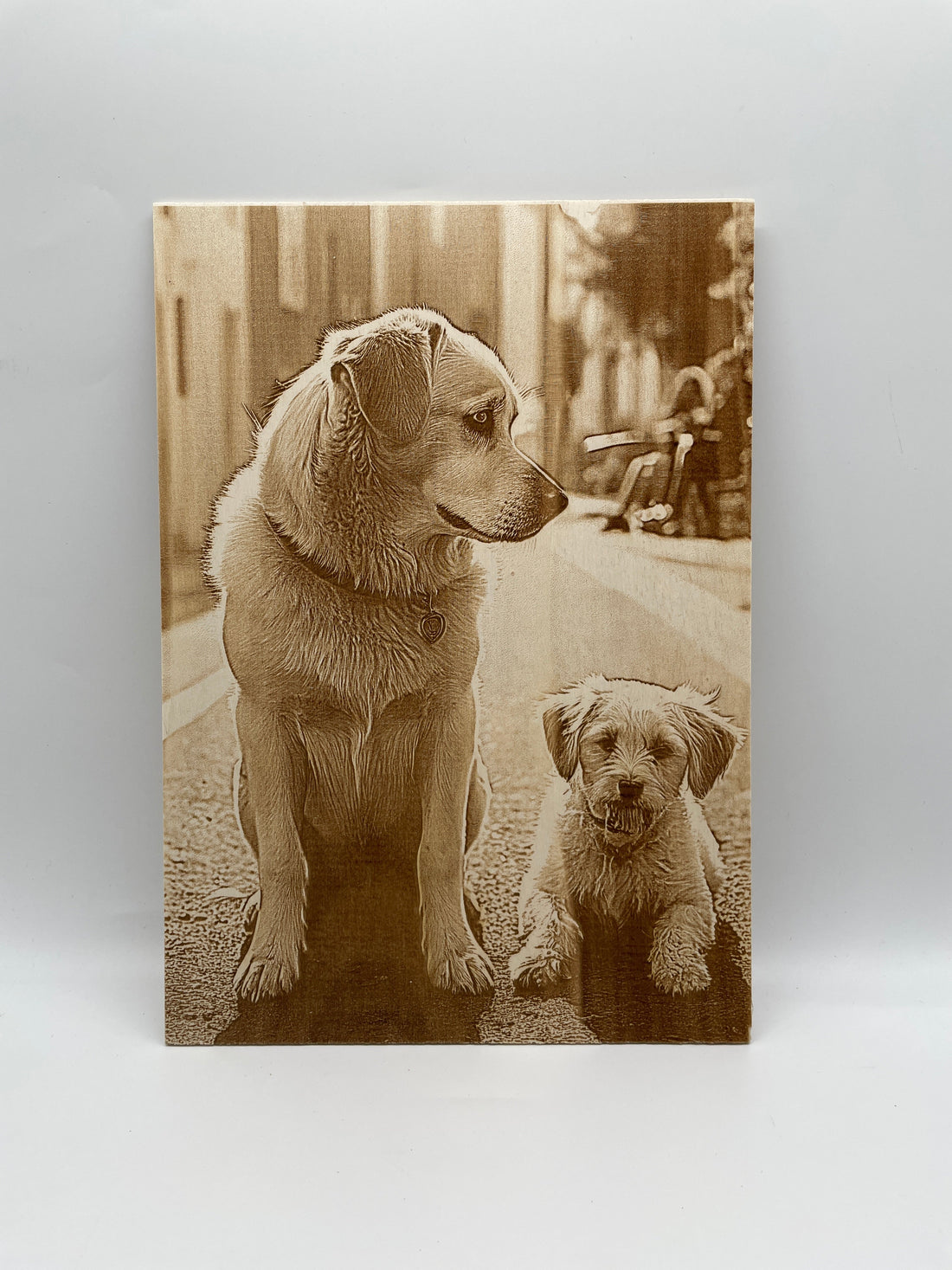Fotogravur auf Holz als personalisiertes Geschenk mit Wunschfoto