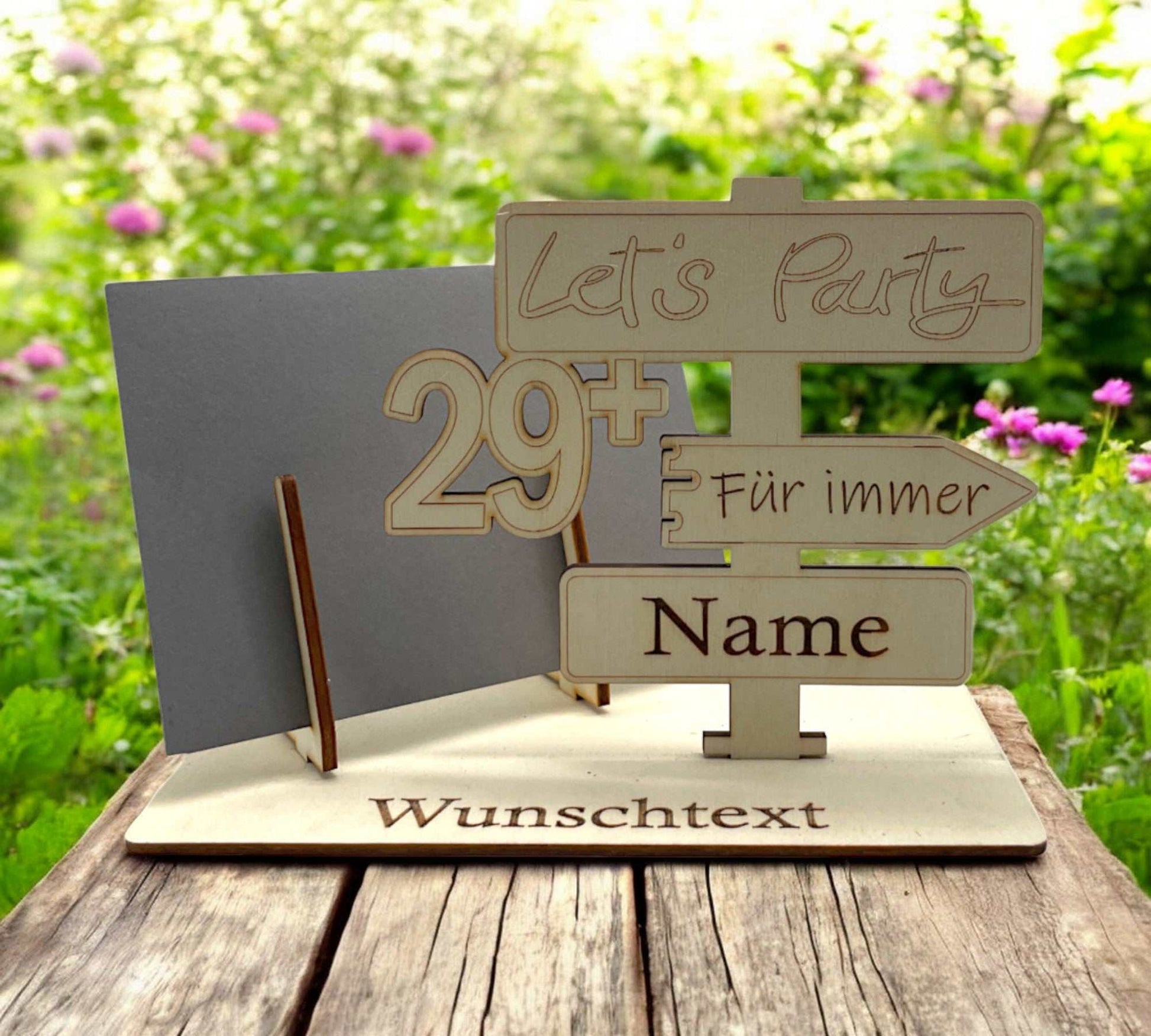 30. Geburtstag – Gutscheinverpackung mit lustigem Wegweiser-Motiv. Perfekt für Geldgeschenke oder Gutscheine mit humorvoller Gravur.