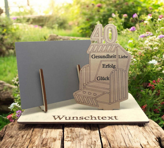 Gutschein verpacken zum 40. – Holz-Strandkorb mit Gravur für Geldgeschenk