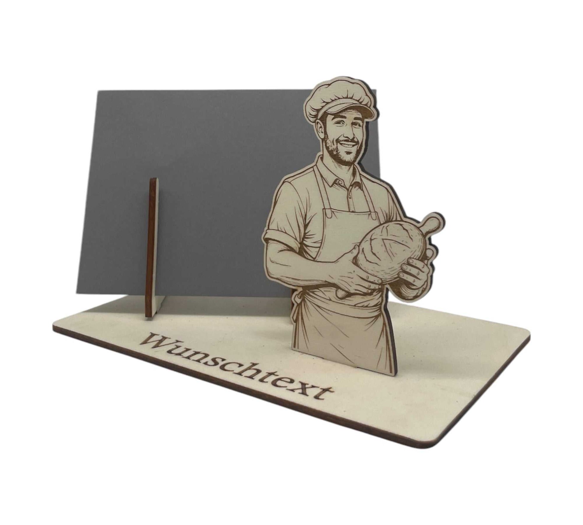 Graviertes Motiv mit Bäcker und Laib Brot – personalisierbarer Gutscheinhalter