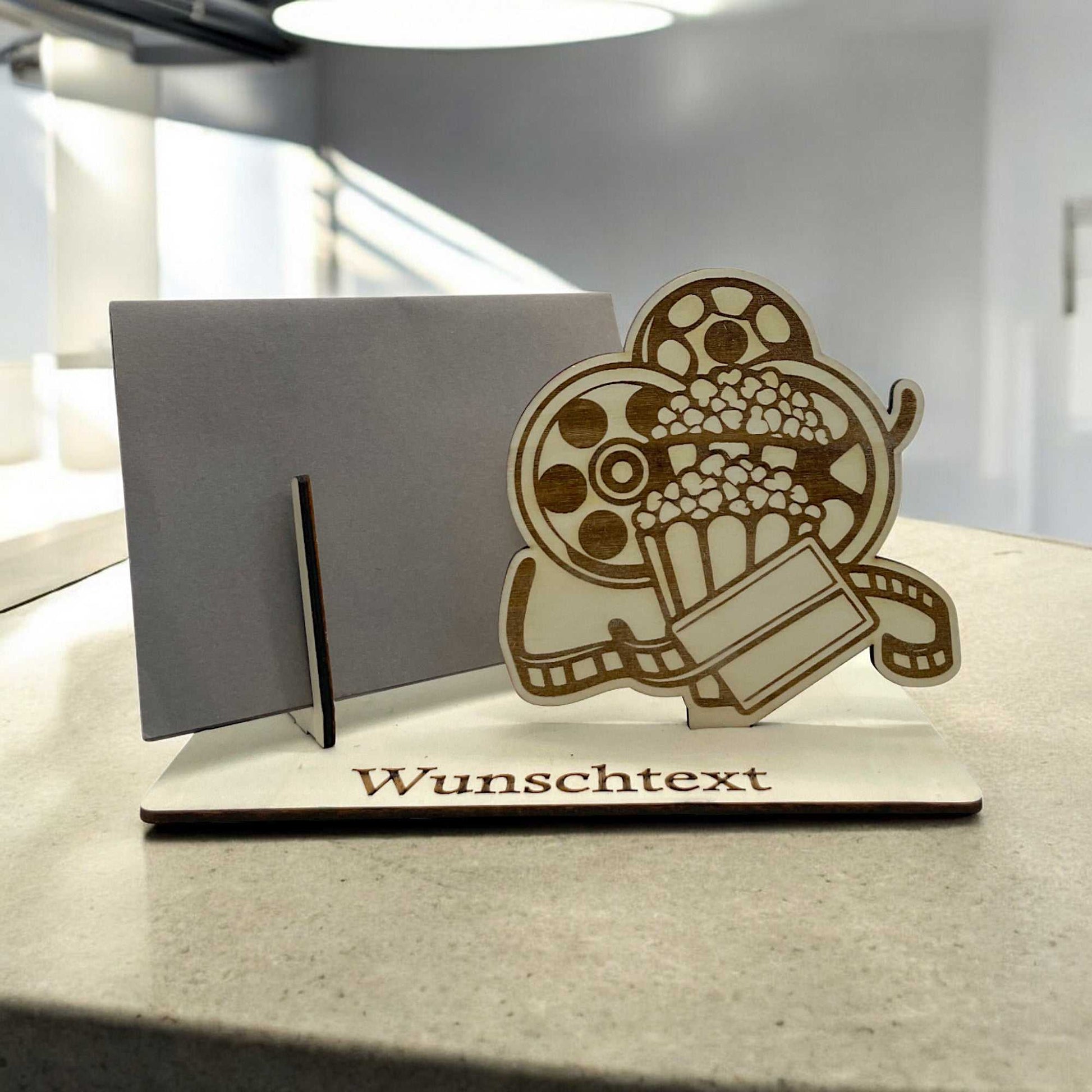 Geldgeschenk verpacken für Filmabende – Motiv mit Popcorn und Eintrittskarte