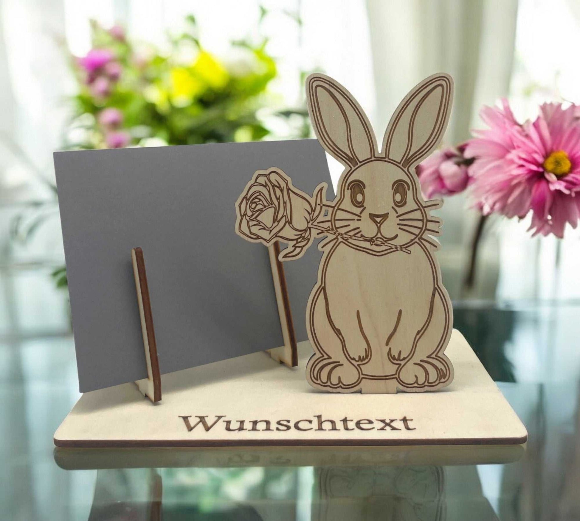 Gutschein verpacken niedlicher Hase als Gutscheinhalter für Valentinstag