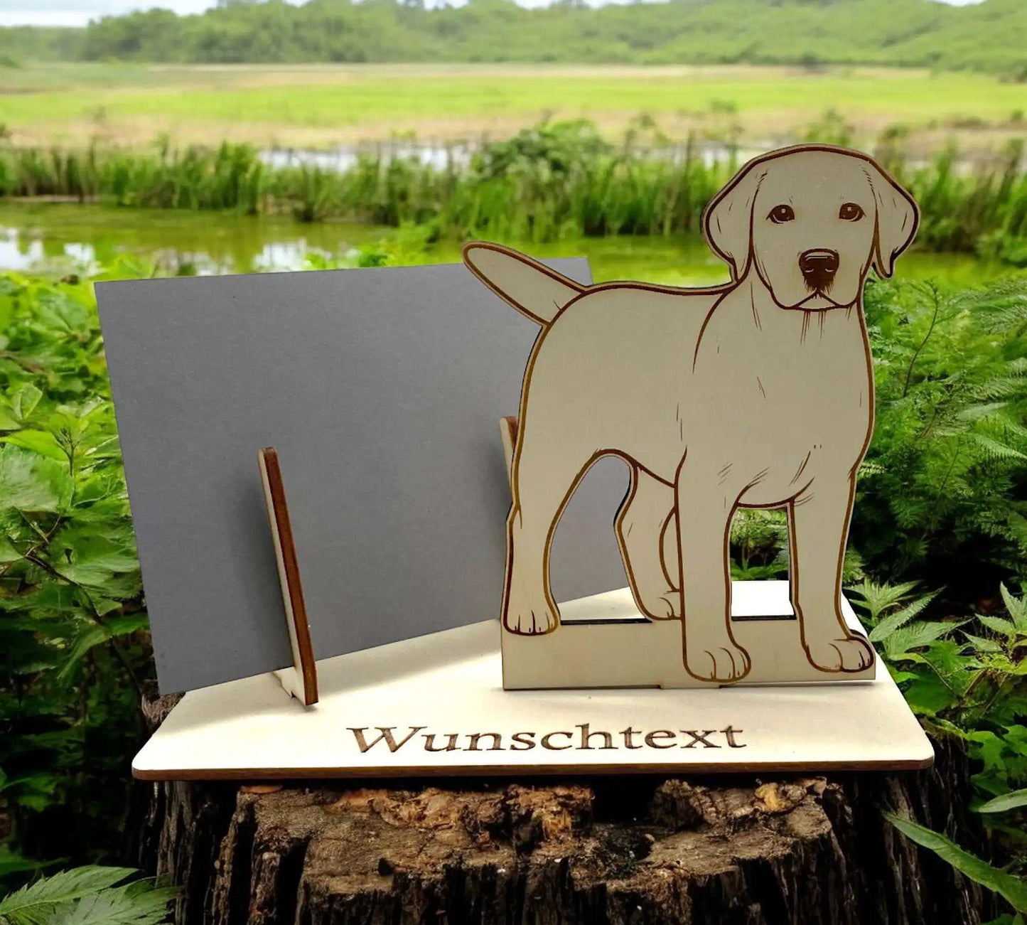 Kreative Geschenkidee: Gutschein verpacken mit Labrador-Motiv aus Holz. Ideal für Geldgeschenke oder Gutscheine.